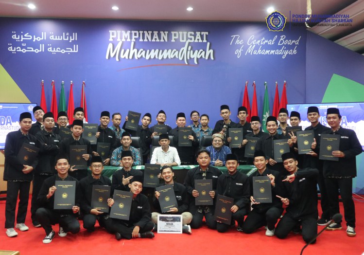 Wisuda Pondok Shabran UMS2024